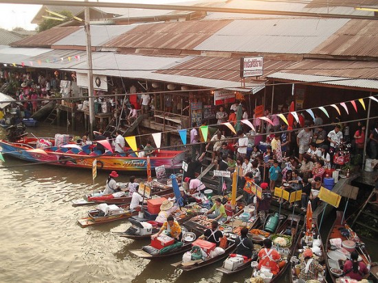 Image of Amphawa Floating Market - a Bangkok Market on water