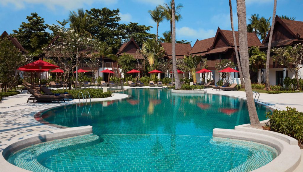 thai-village-wing-pool-2