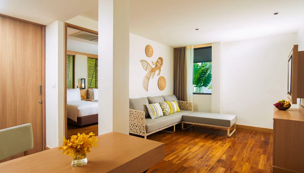 two-bedroom-family-suite-pool-view-thai-village-livingarea